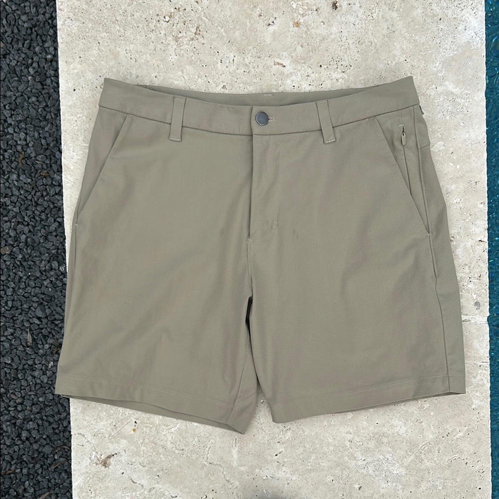 Lululemon 7” Inseam Khaki Shorts - Size 31